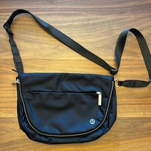 Lululemon All Night Festival Bag Zip Top